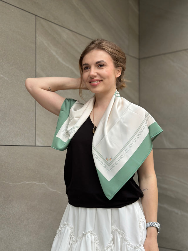 Headscarf “Life-Giving”